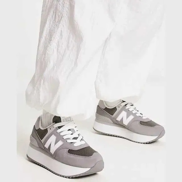 New Balance Womens 574 Stacked Platform WL574ZSD - Picture 1 of 6